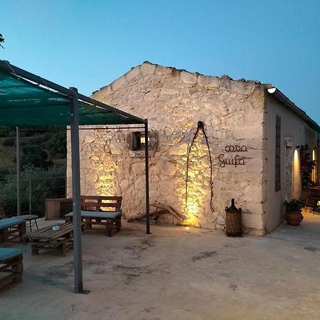 Casa Giufa B&B Кьярамонте-Гульфи Экстерьер фото